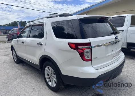 2011 Ford Explorer z USA, uszkodzony, nr VIN 1FMHK7D83BGA41444